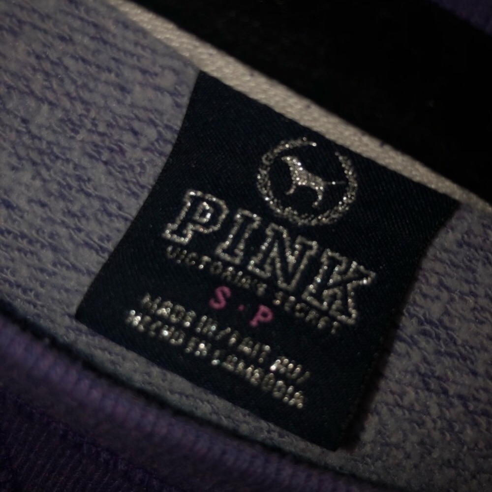 RARE Victoria’s Secret Pink Pullover sweatshirt - Picture 3 of 3